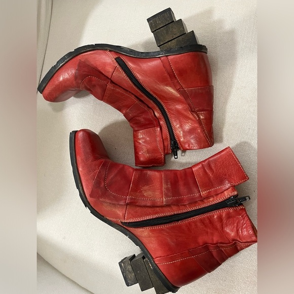Vintage 90s Y2K Eject Red Leather Chunky Kitten Heel Avant-garde Grunge Boots 40 - Picture 2 of 5